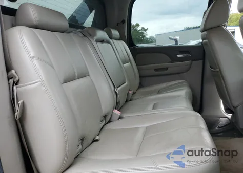 2007 Chevrolet Avalanche K1500 из США, поврежденный, VIN 3GNFK12367G123557